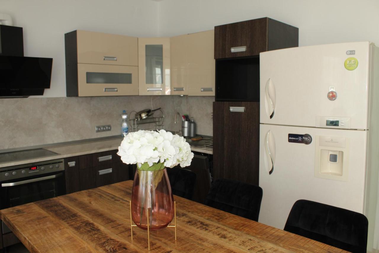 Sunny House Apartman Segedin Dış mekan fotoğraf