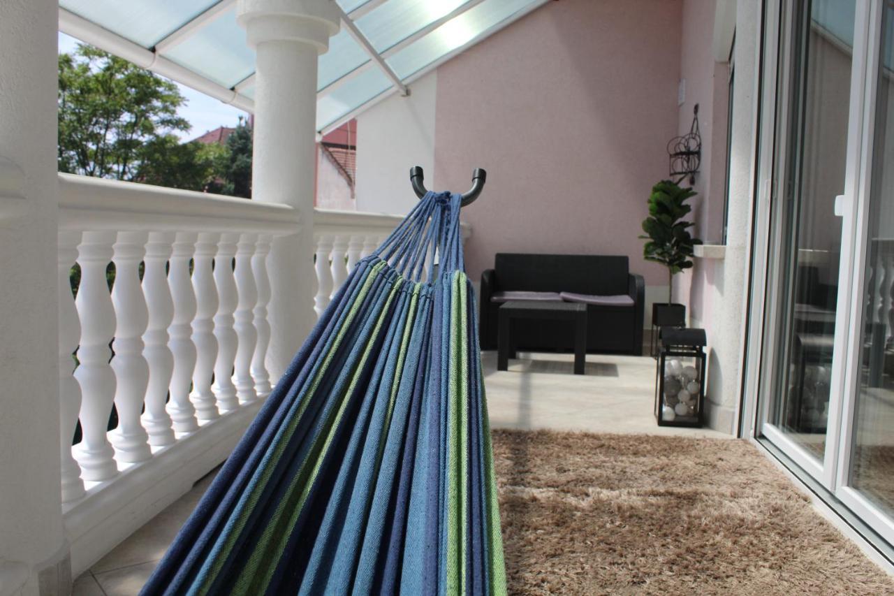Sunny House Apartman Segedin Dış mekan fotoğraf