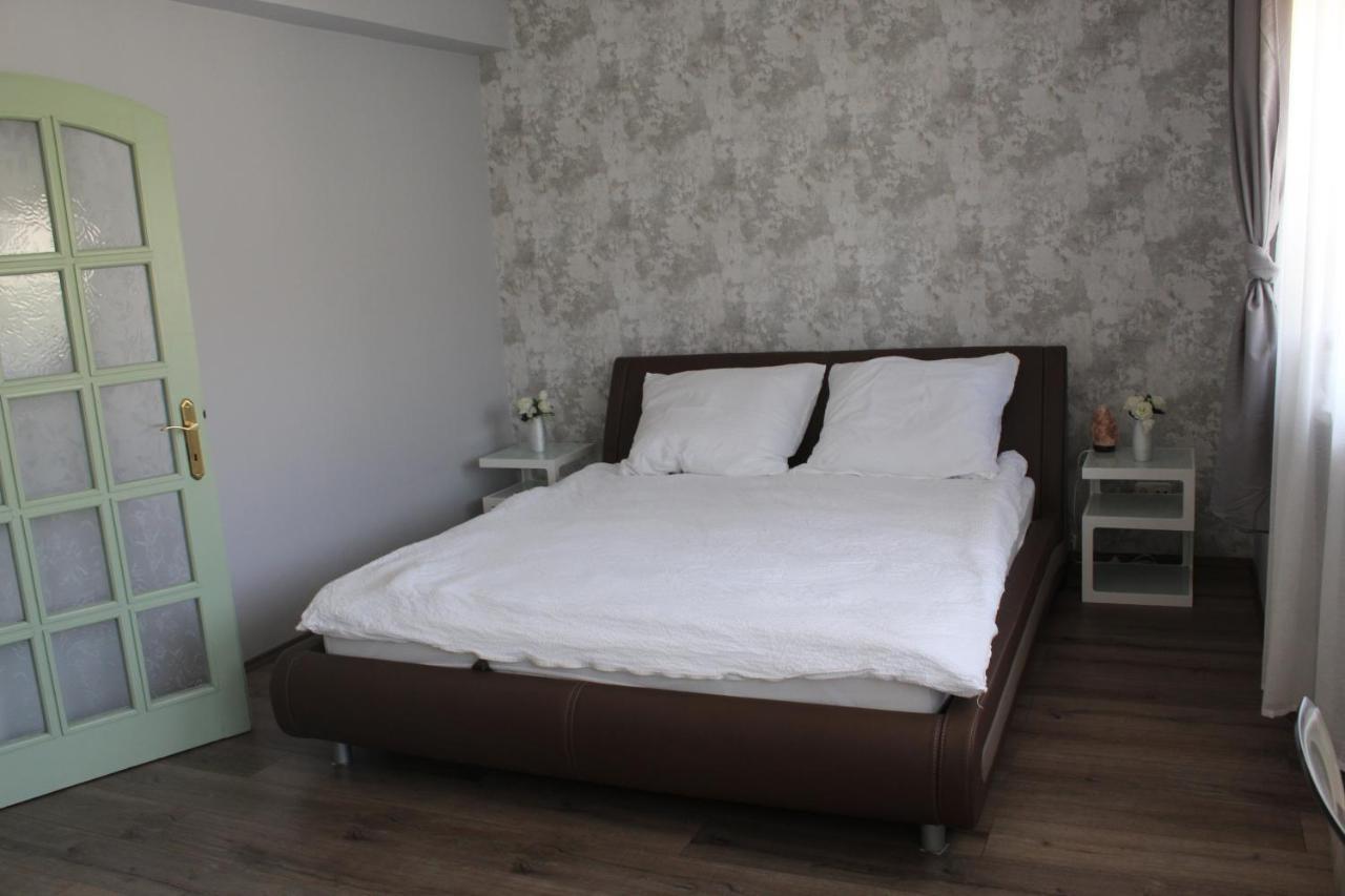 Sunny House Apartman Segedin Dış mekan fotoğraf