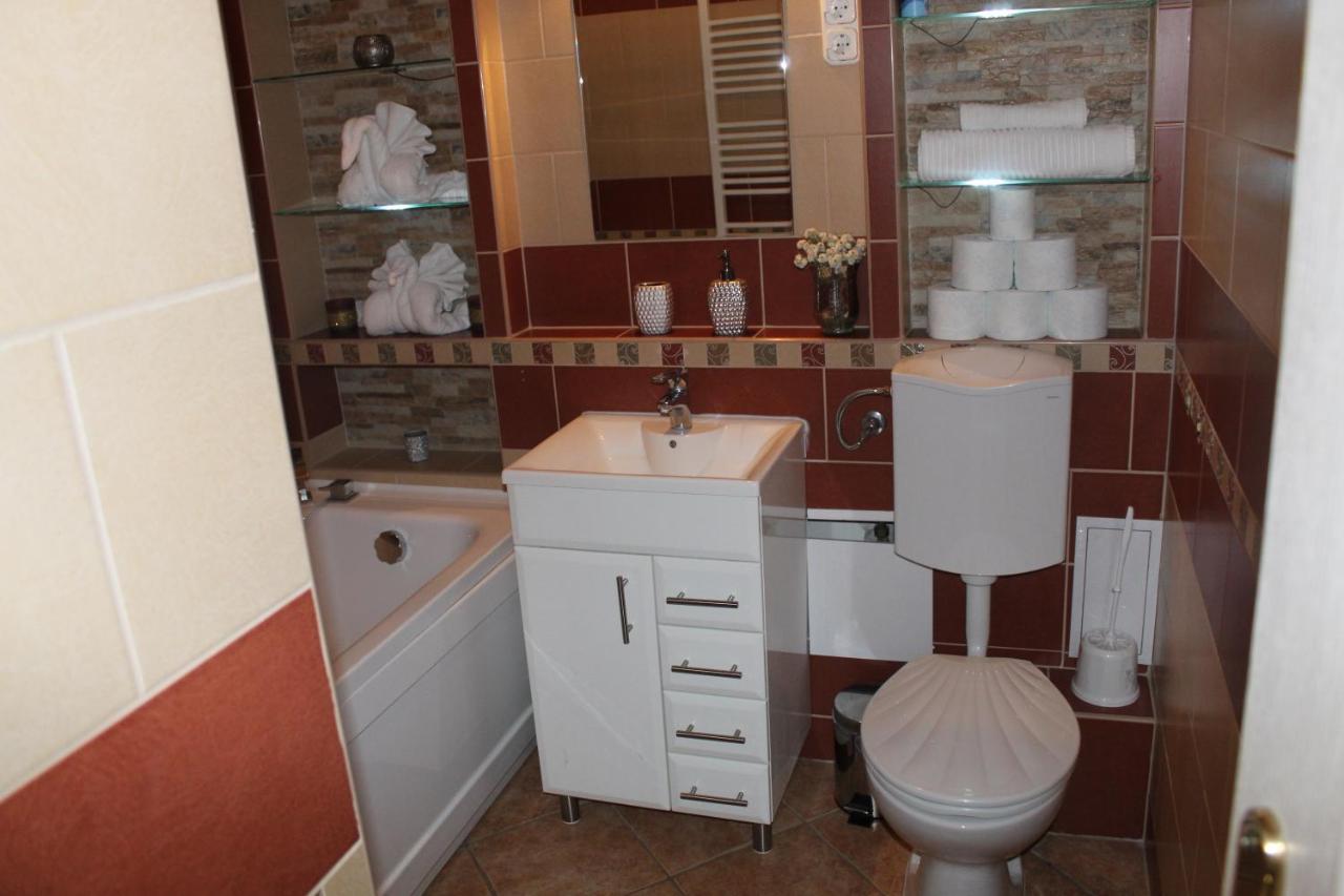 Sunny House Apartman Segedin Dış mekan fotoğraf